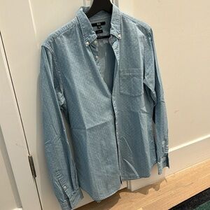 Men’s Uniqlo long sleeve shirt slim fit small blue pattern
